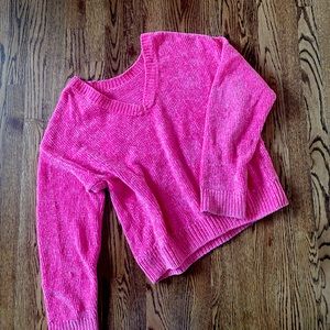 VICTORIA’S SECRET PINK SWEATER